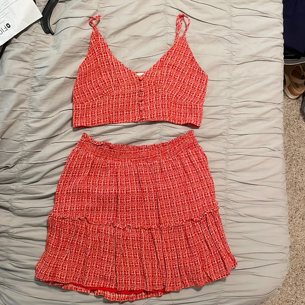 red and white set